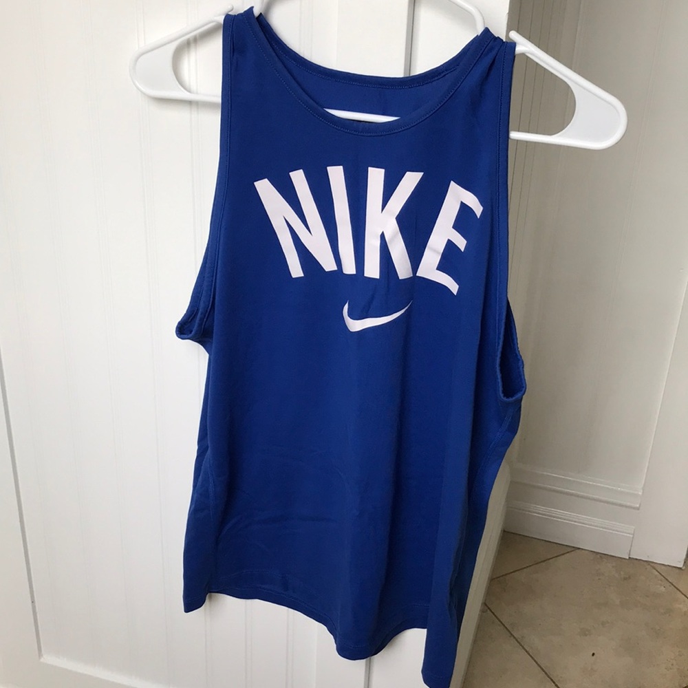Nike muscle tee